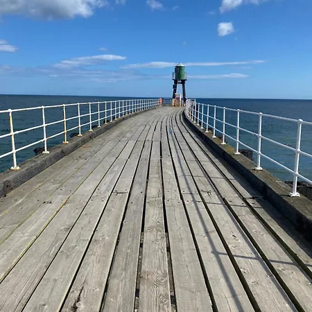 The Cinder Track Hideaway Apartment