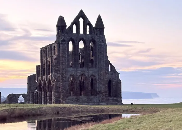 The Cinder Track Hideaway Apartment