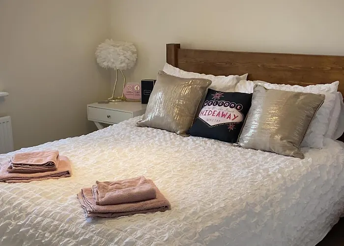 The Cinder Track Hideaway * Whitby