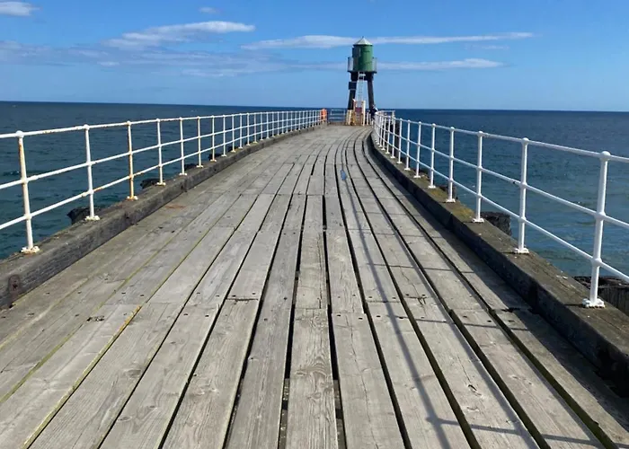 The Cinder Track Hideaway Apartment