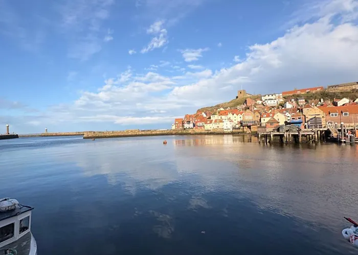 The Cinder Track Hideaway * Whitby