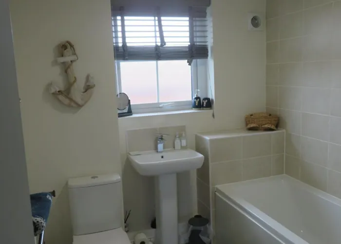 The Cinder Track Hideaway Apartment *